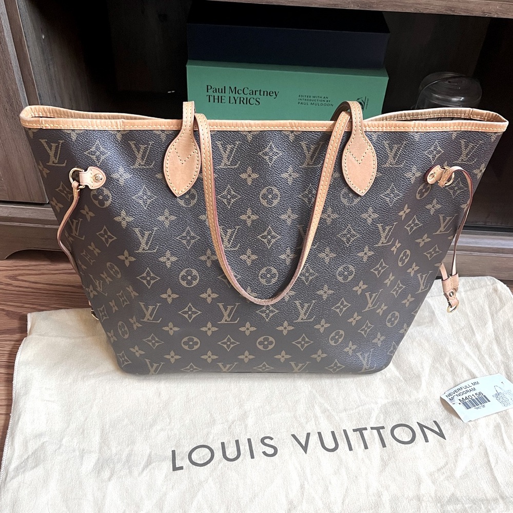 Authentic Louis Vuitton Neverfull MM